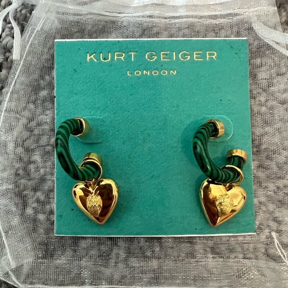 Kurt Geiger Green Hoop Heart Raven Earrings NWT - Picture 4 of 8